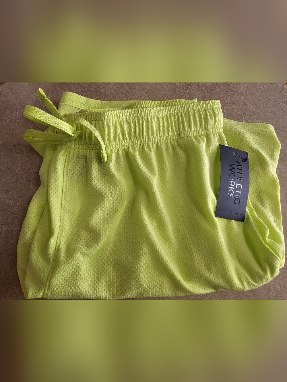 Men's Athletic Shorts Size Small